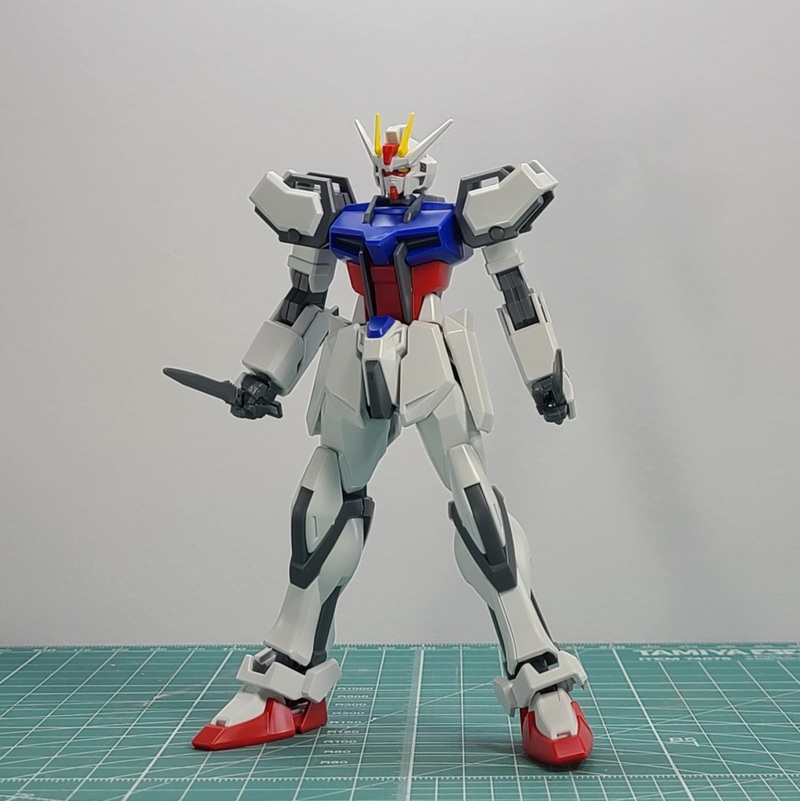 EG(エントリーグレード) GAT-X105 ストライクガンダム