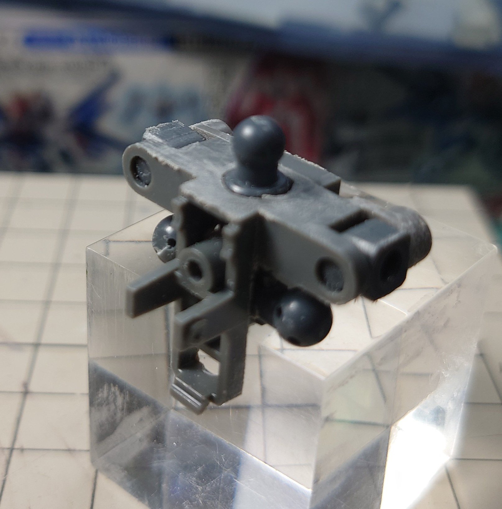 SD ジム・クゥエル 製作中