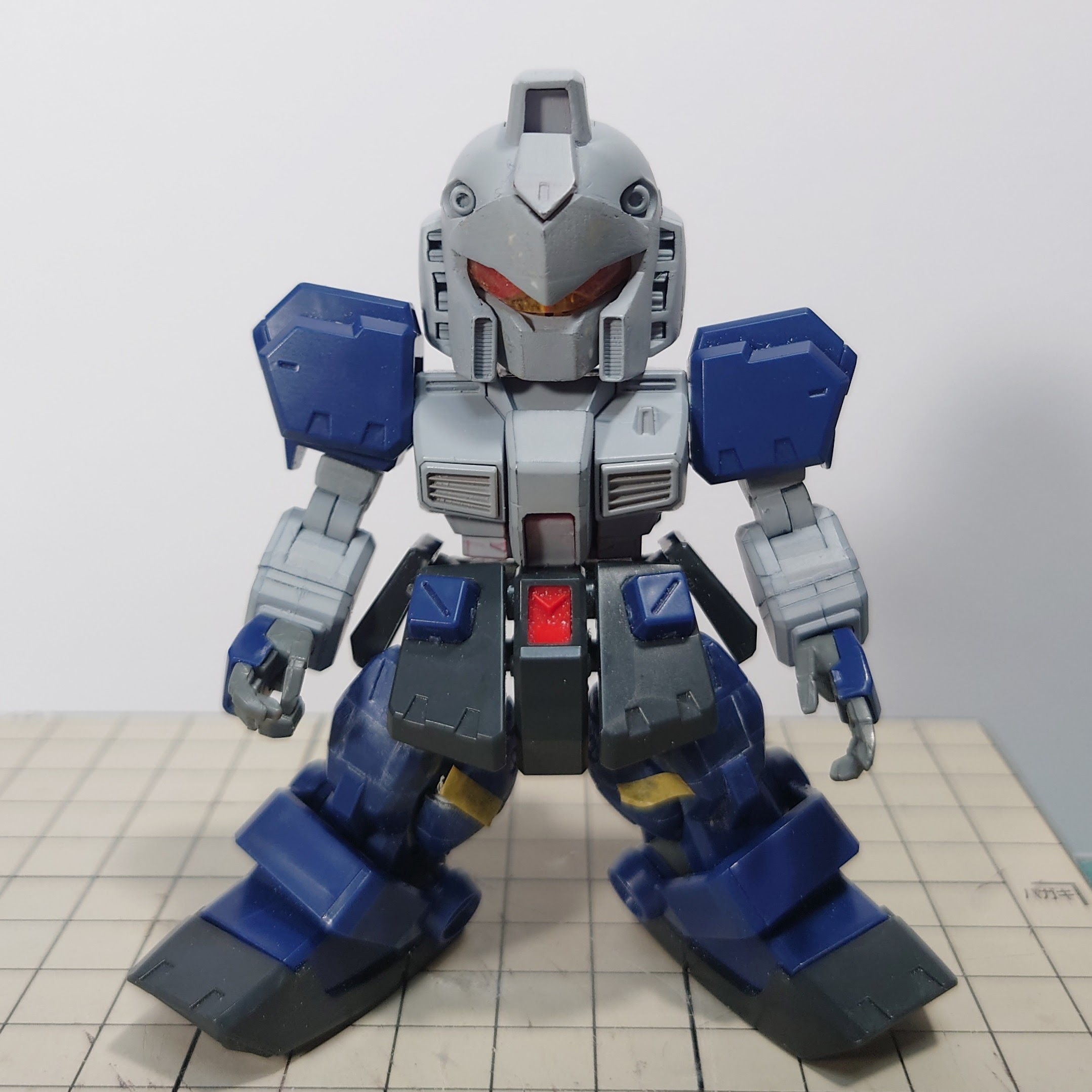 SD ジム・クゥエル 製作中