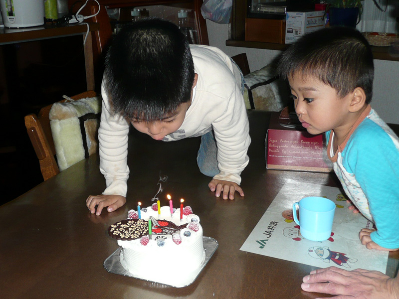 ゆうちん。の5歳の誕生日ケーキ